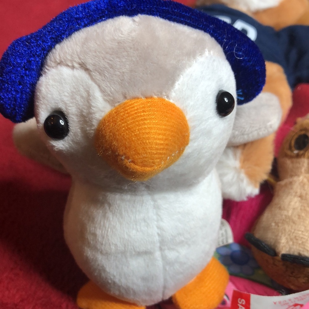 Assortment of Plush Toys - Picture 6 of 9